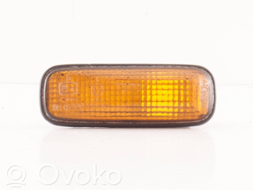 Honda Civic Kierunkowskaz błotnika przedniego 