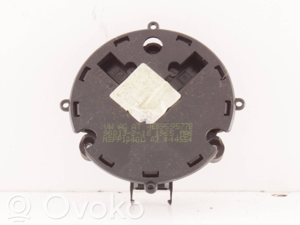 Audi A4 S4 B7 8E 8H Veidrodėlio dalys (dvidurio) 
