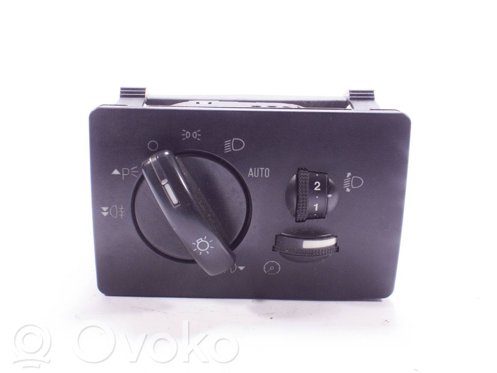 Ford Focus Light switch 