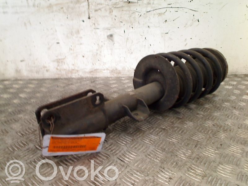 BMW X5 E53 Priekinis amortizatorius su spyruokle 