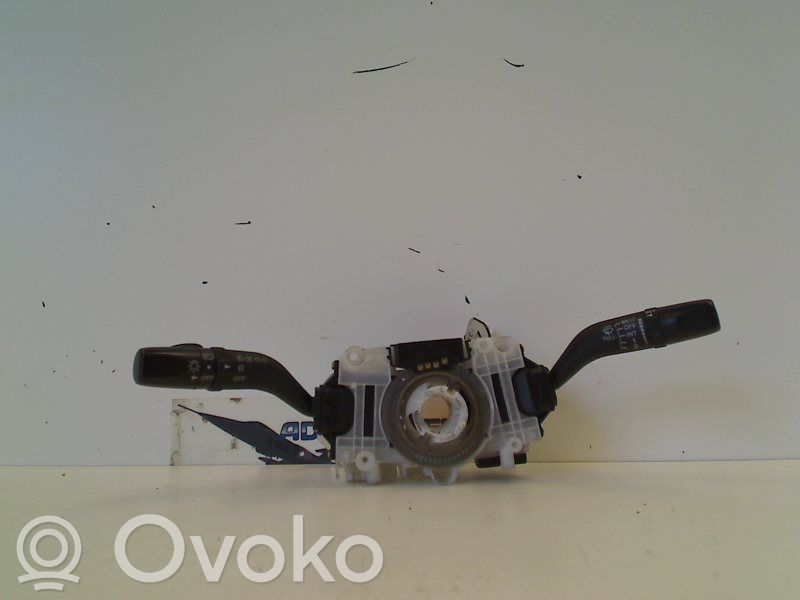 Mazda RX8 Steering wheel buttons/switches 