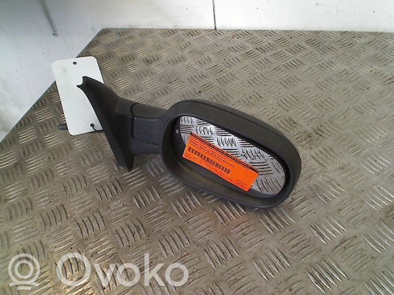 Nissan Micra C+C Oglindă exterioară manuală 