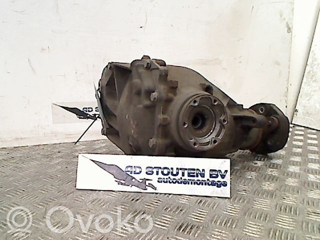 BMW 3 E90 E91 Galinis reduktorius 