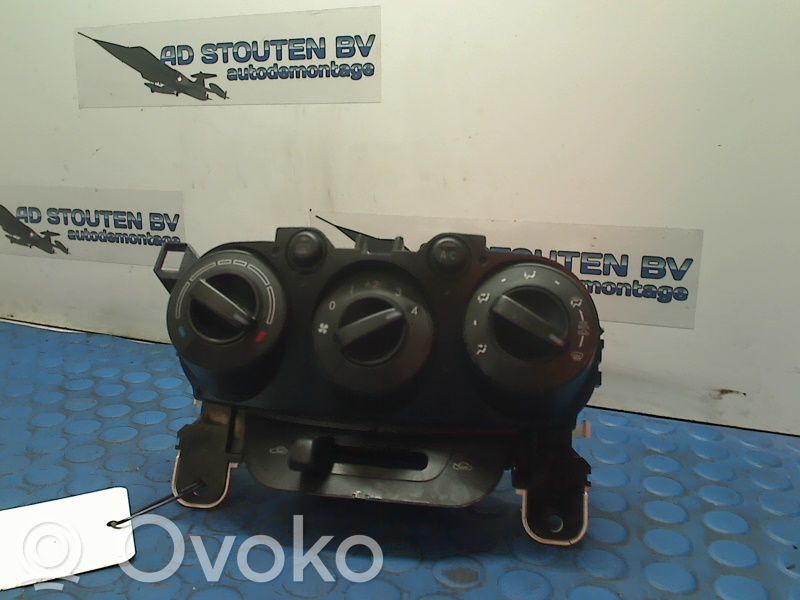 Mazda 2 Climate control unit 