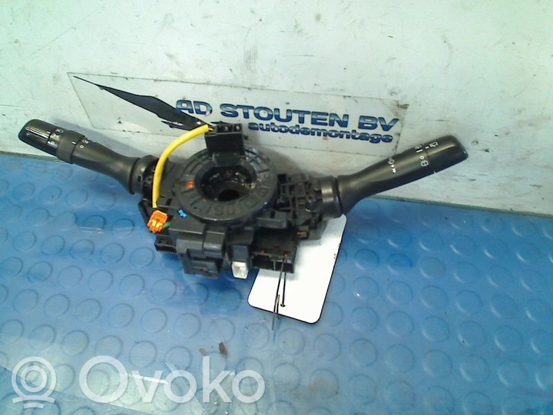 Boutons / interrupteurs volant   17F144,17F144,17J085,17F144,17J085