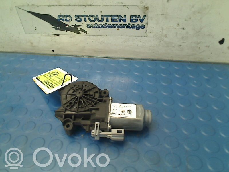 Volkswagen Up Motorino alzacristalli della portiera anteriore