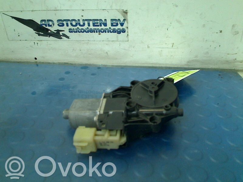 Ford Fiesta Motorino alzacristalli della portiera anteriore
