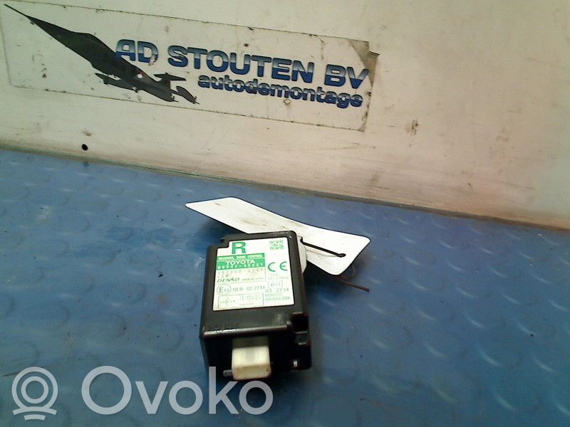 Toyota RAV 4 (XA30) Oven keskuslukituksen ohjausyksikön moduuli