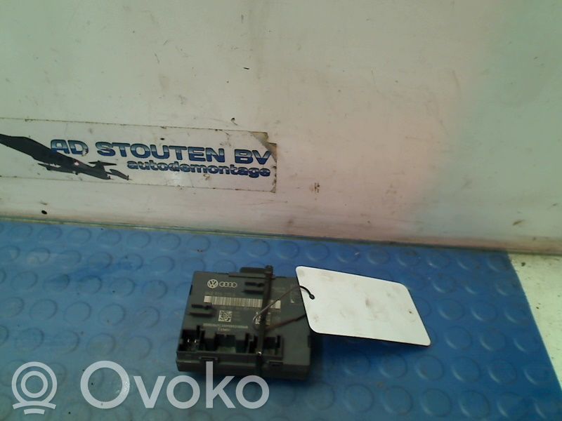 Audi A4 S4 B8 8K Unitate/modul de comandă închidere centralizată 