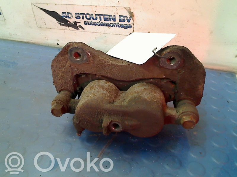 Caliper de freno delantero