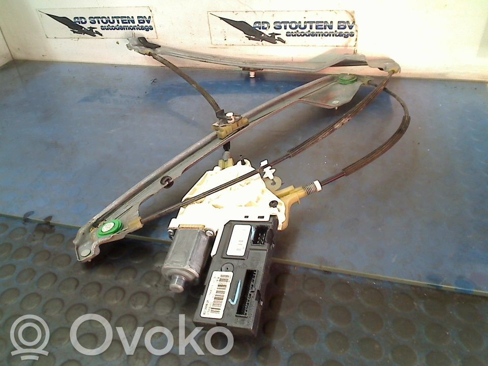 Renault Laguna III Macara geam față fără motor 