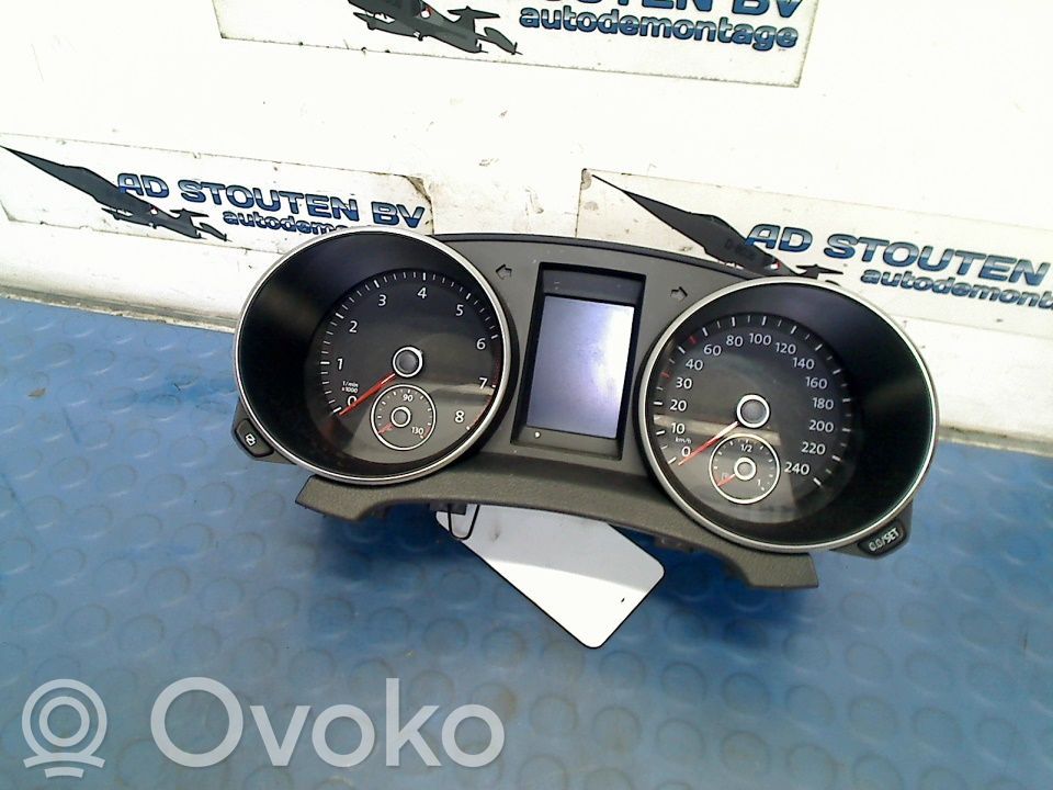 Volkswagen Golf VI Tachimetro (quadro strumenti) 