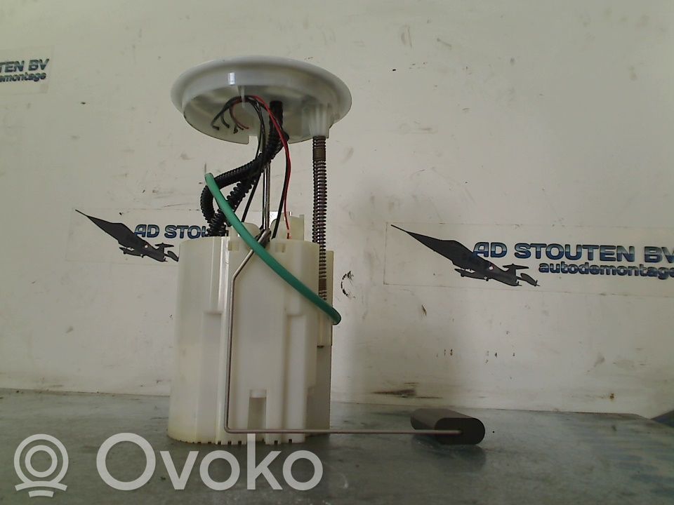 Opel Meriva B Pompa carburante immersa