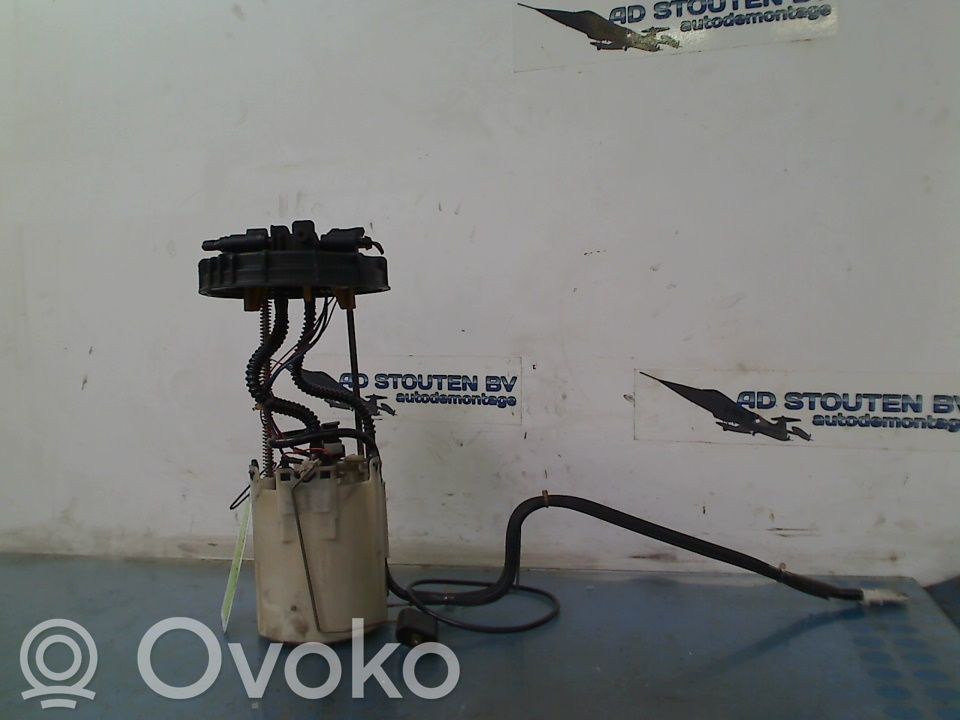 Mercedes-Benz Sprinter W906 Bomba interna de combustible 