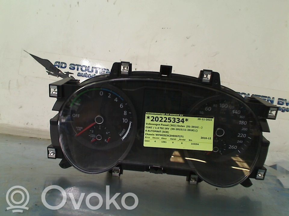 Volkswagen PASSAT B8 Tachimetro (quadro strumenti)
