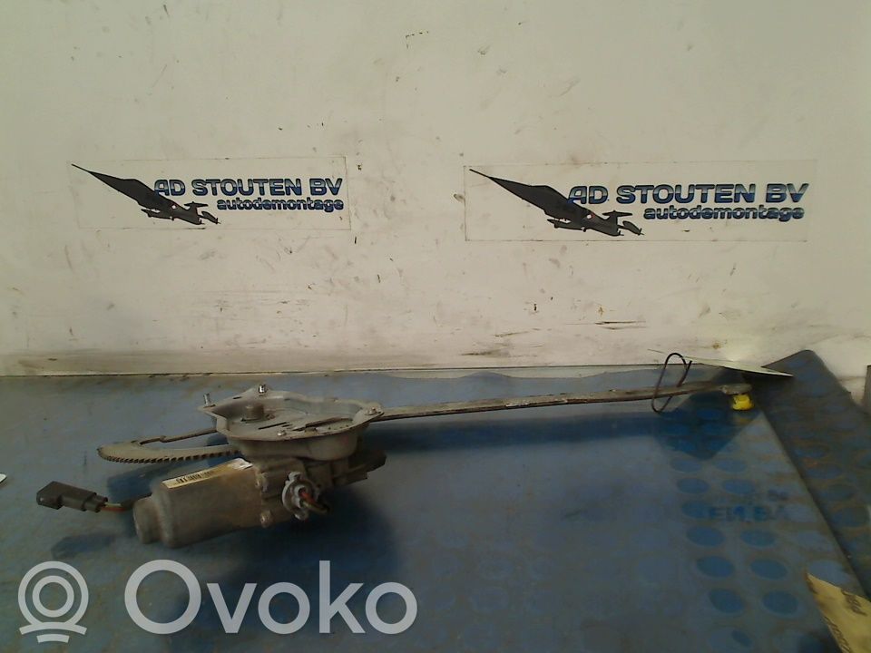 Ford Transit Front window lifting mechanism without motor 