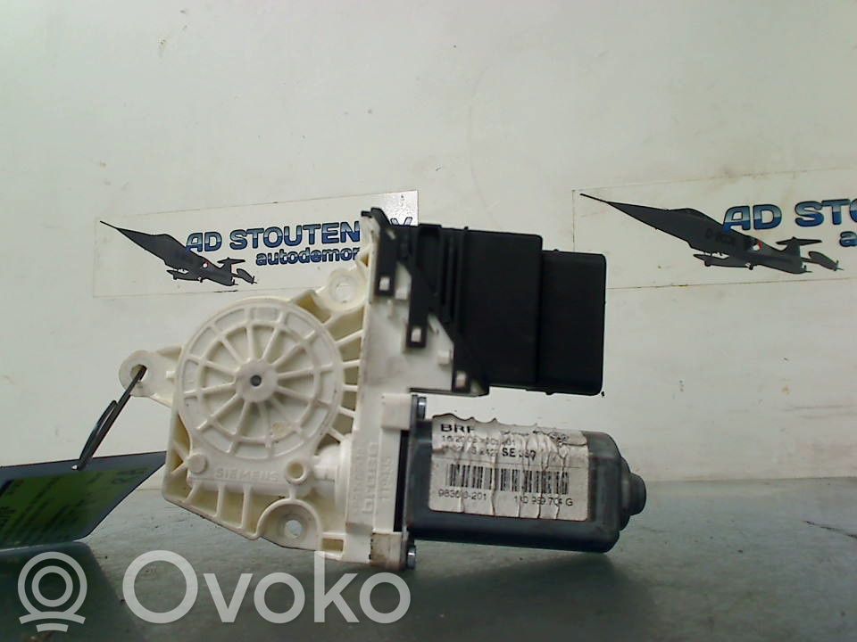 Seat Leon (1P) Motorino alzacristalli della portiera posteriore