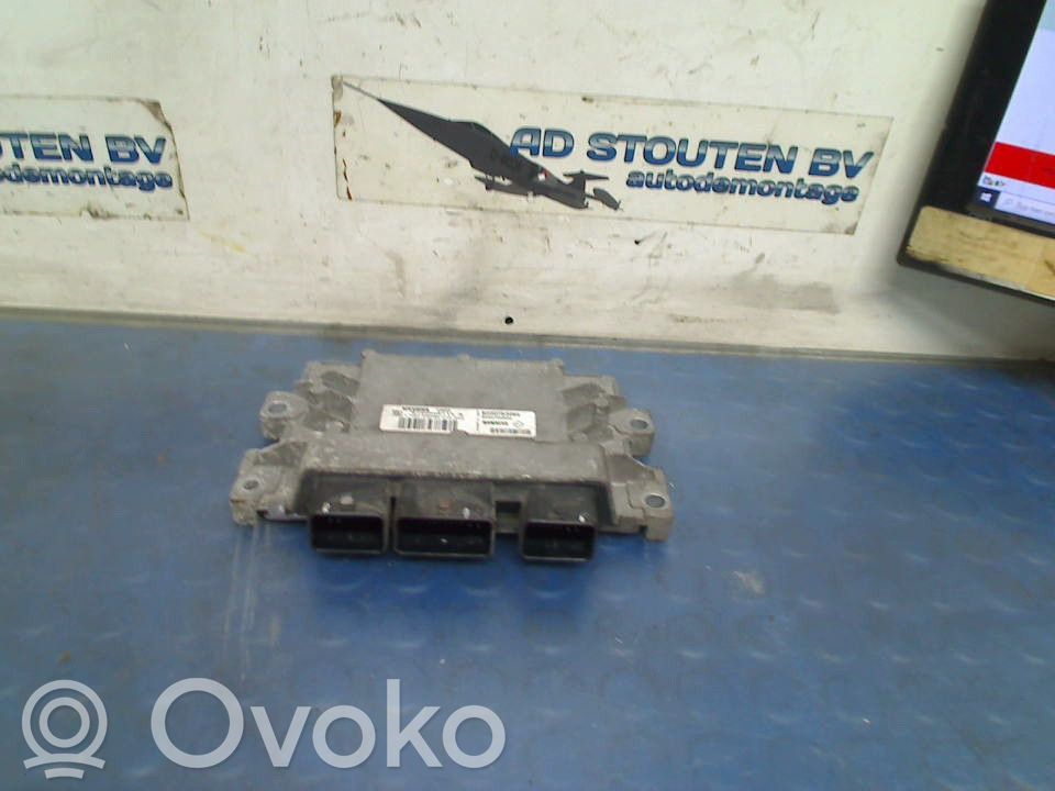 Renault Twingo II Moottorin ohjainlaite/moduuli 