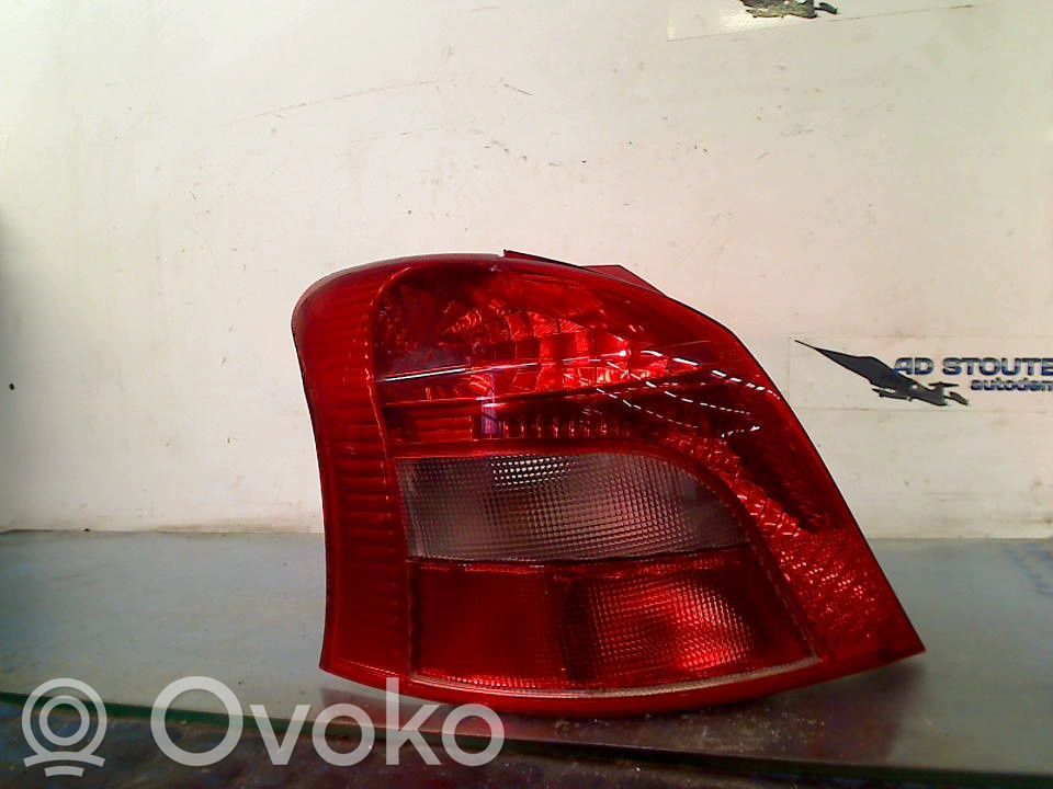Lampa tylna   281000J050,281000J050