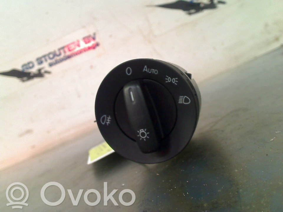 Volkswagen Up Przyciski szyb 