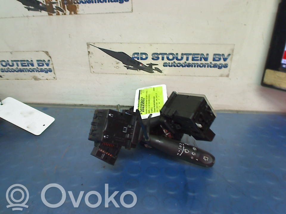 Hyundai i10 Pulsanti/interruttori sul volante 
