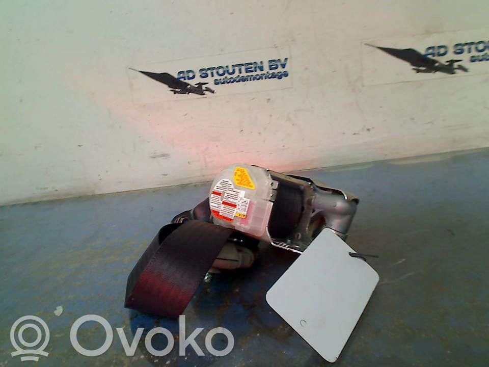 Suzuki Swift I Cinturón delantero 
