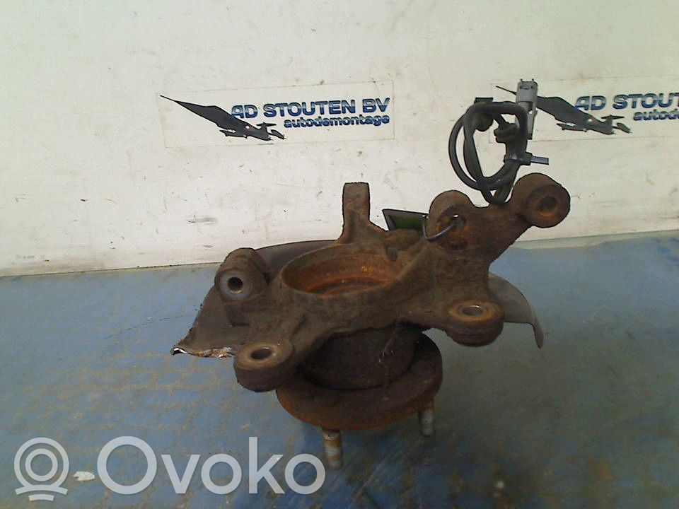 Opel Karl Fuso a snodo con mozzo ruota anteriore 