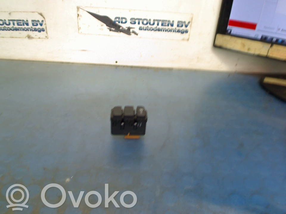 Skoda Citigo Interruptor de encendido/apagado del motor 