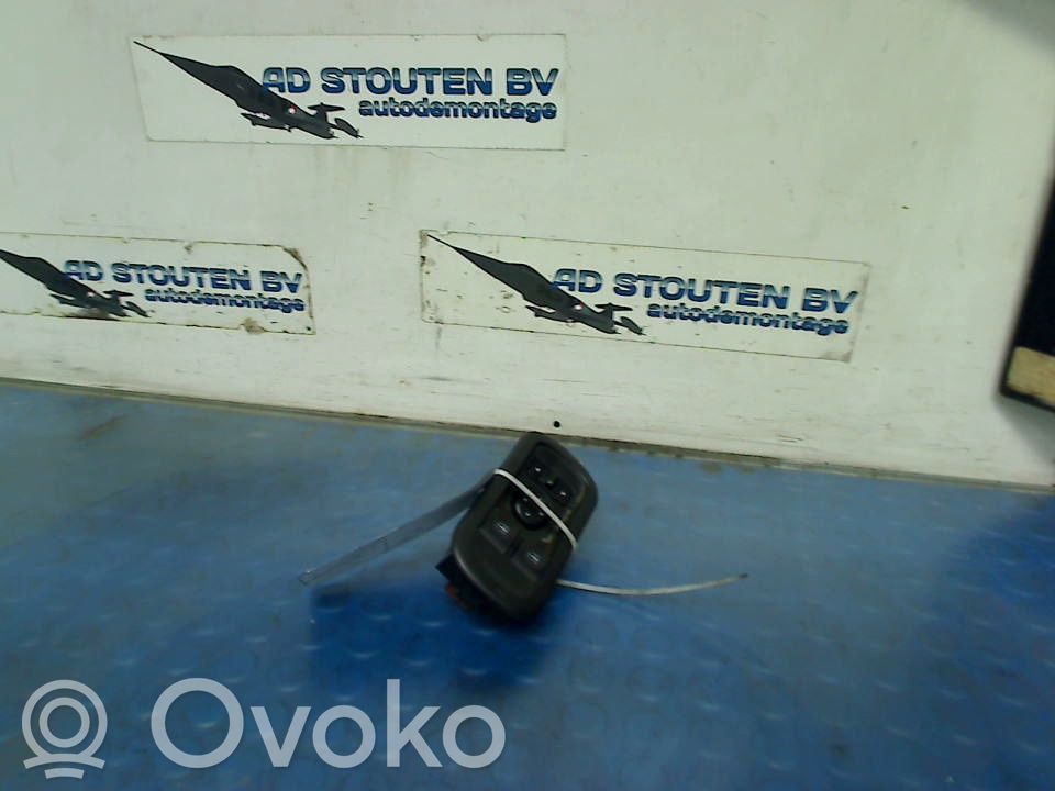 Opel Movano B Electric window control switch 