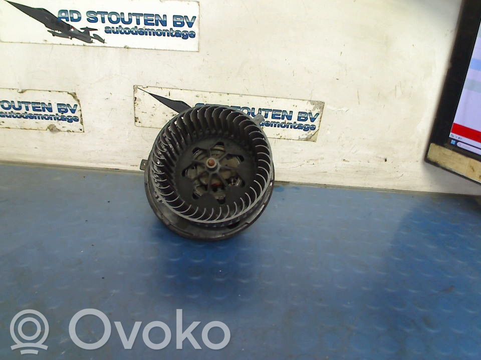 Volkswagen Golf V Wentylator nawiewu / Dmuchawa