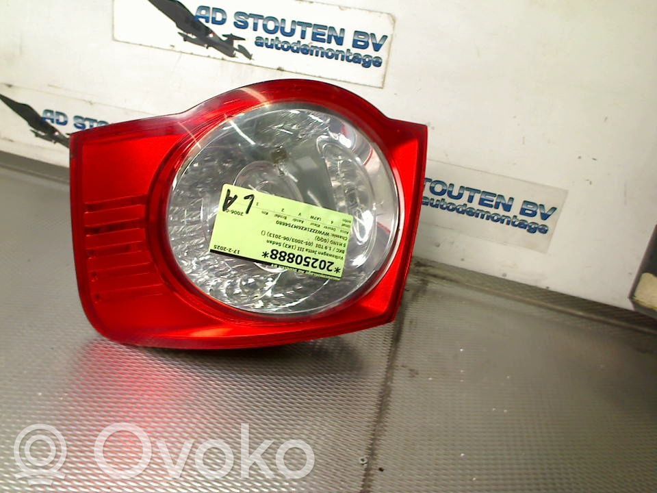 Volkswagen Jetta V Luci posteriori