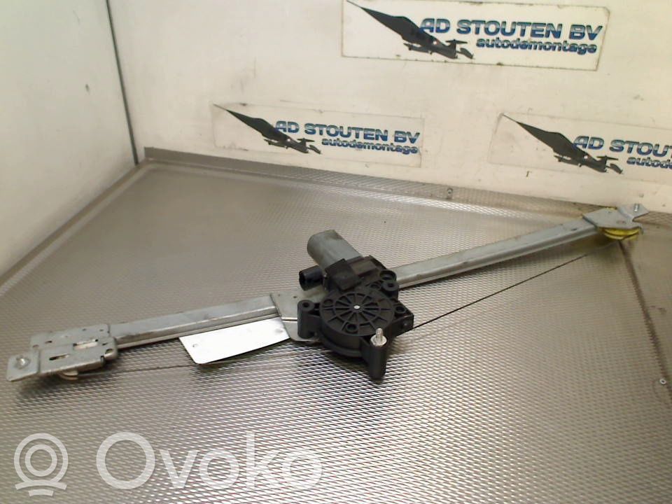 Nissan Primastar Podnośnik szyby drzwi z silniczkiem 