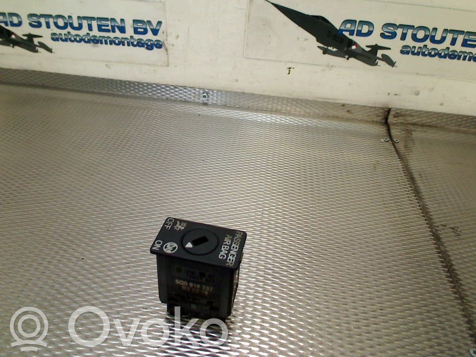 Volkswagen Polo VI Autres commutateurs / boutons / leviers