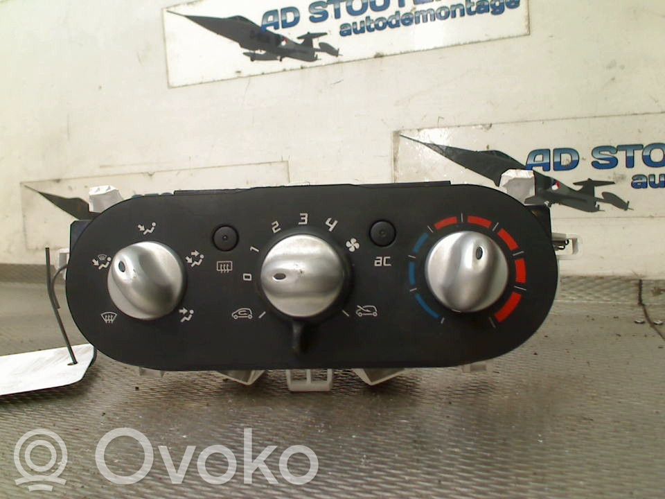 Renault Twingo II Unidad de control climatización