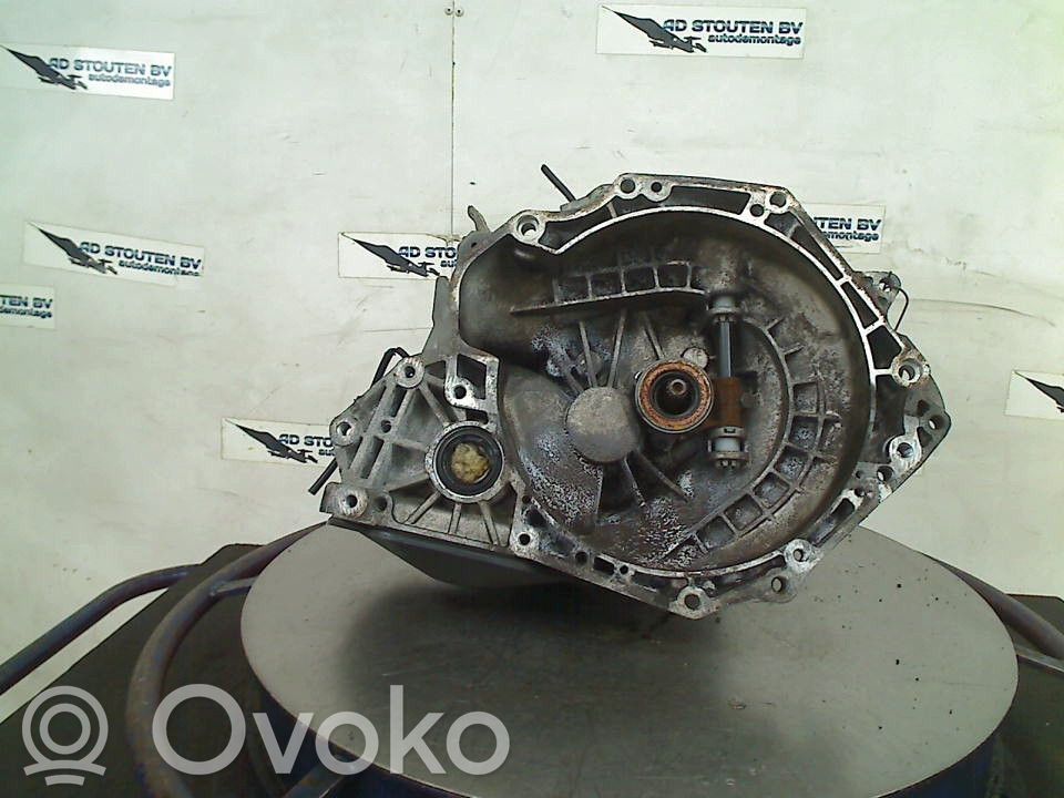 Opel Agila A Caja de cambios manual de 5 velocidades 
