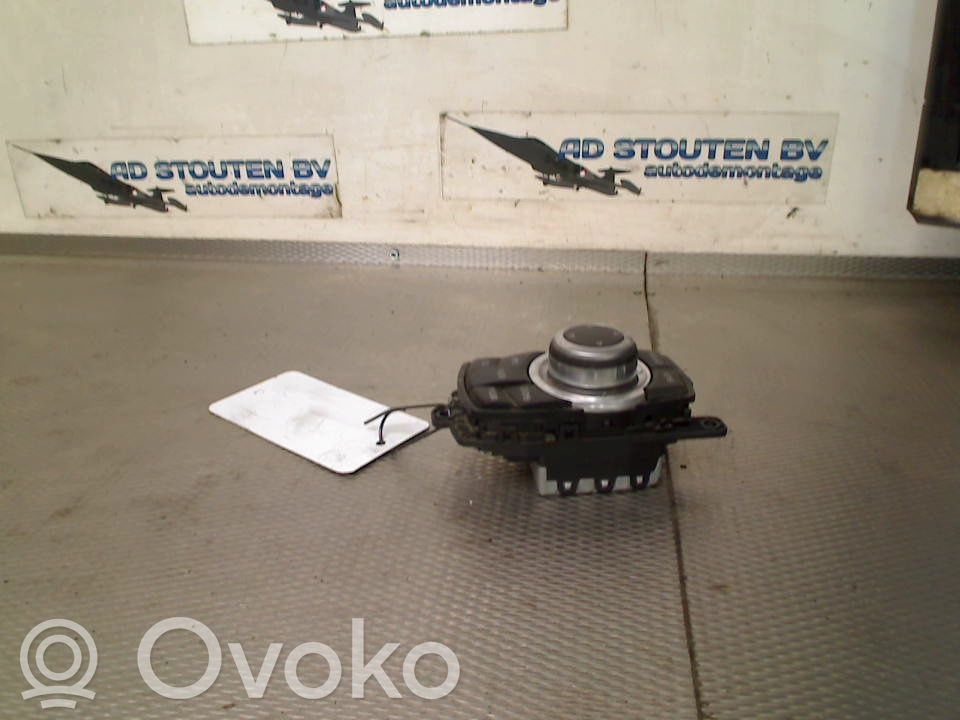 BMW 5 F10 F11 Panel radia