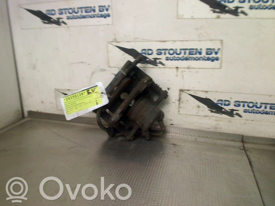Renault Clio IV Pinza del freno anteriore 