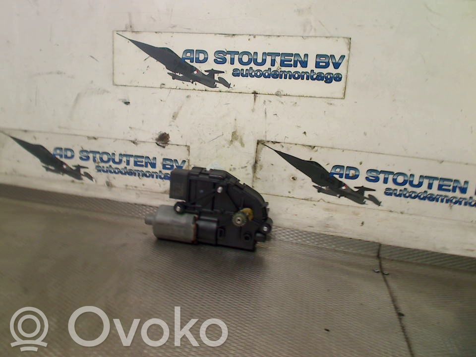 Audi Q5 SQ5 8R Motor/actuator trapă 