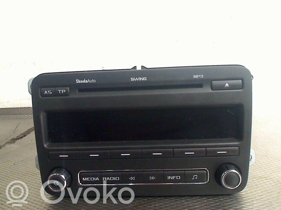 Skoda Fabia Mk2 (5J) Stacja multimedialna GPS / CD / DVD 