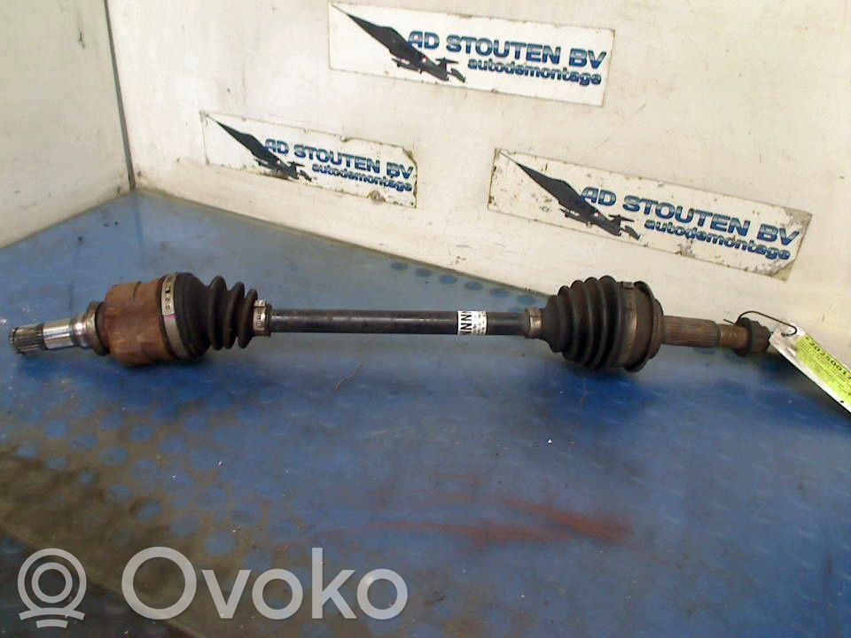 Toyota Yaris Eje de transmisión delantero 