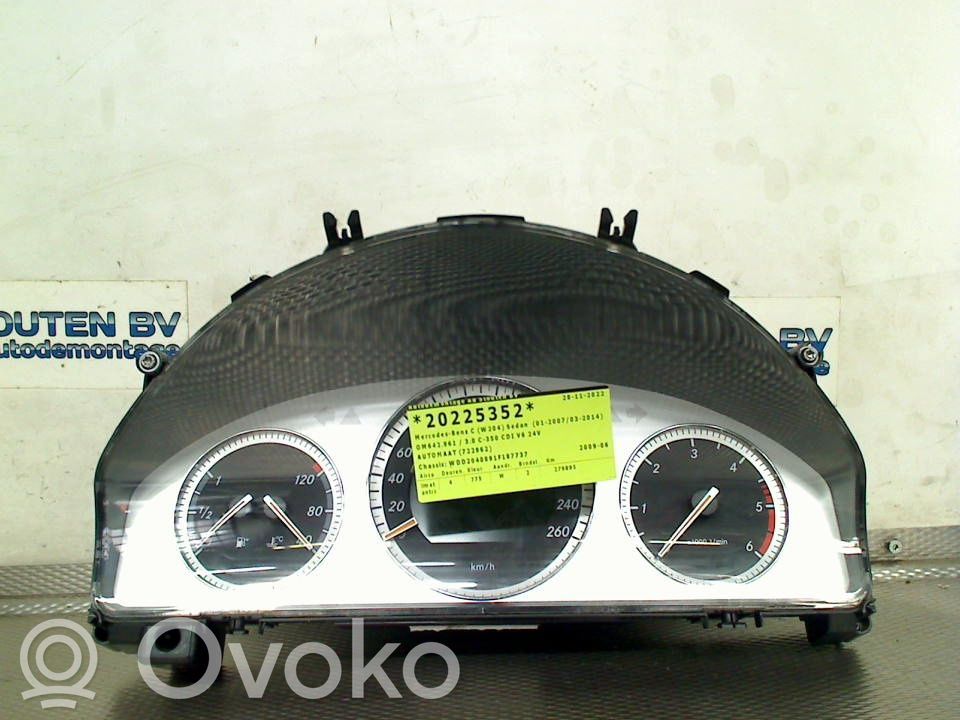 Mercedes-Benz C W204 Tachimetro (quadro strumenti)