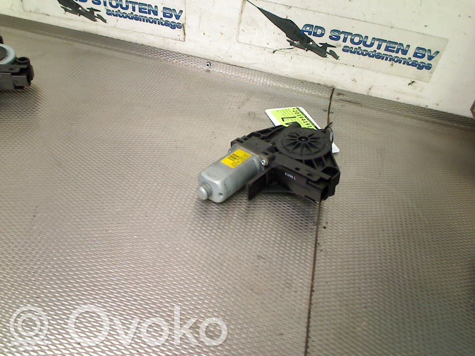 Volvo V40 Motor macara geam ușă față 
