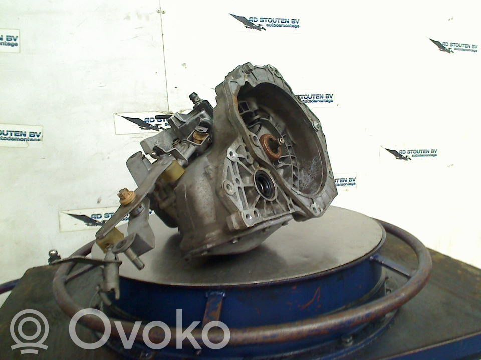 Opel Corsa D Cutie viteze manuală cu 5 trepte