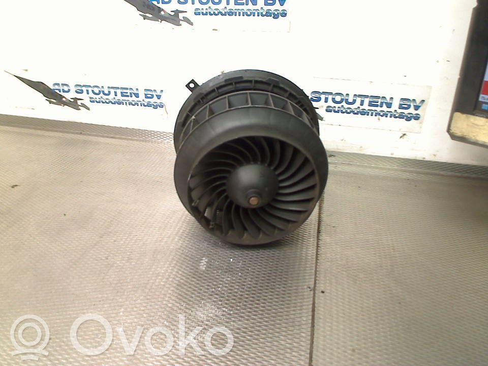 Mercedes-Benz C W205 Ventilator aerotermă 