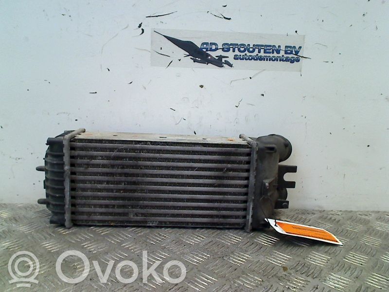 Peugeot Partner Chłodnica powietrza doładowującego / Intercooler 
