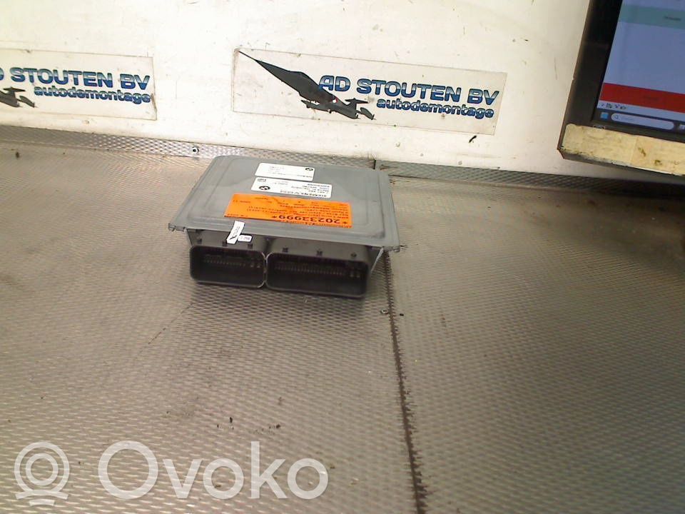 BMW 3 E92 E93 Engine control unit/module 