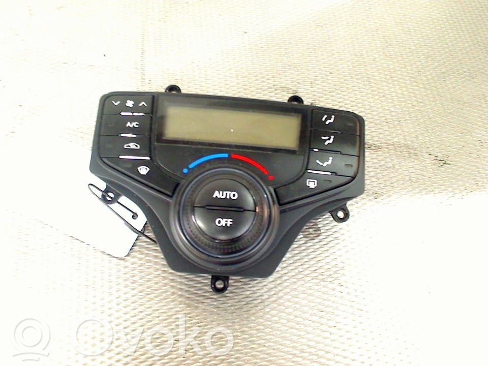 Hyundai i30 Panel klimatyzacji 