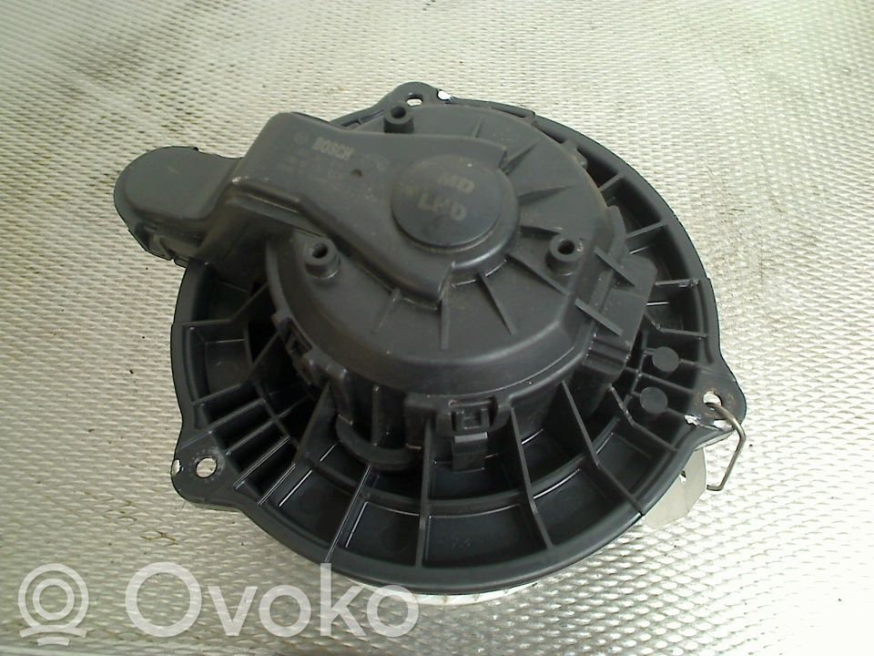 Hyundai i30 Pečiuko ventiliatorius/ putikas 