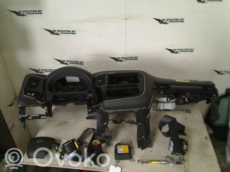 Mitsubishi Outlander Set di airbag 