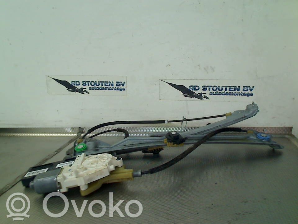 Renault Laguna III Macara geam față fără motor 